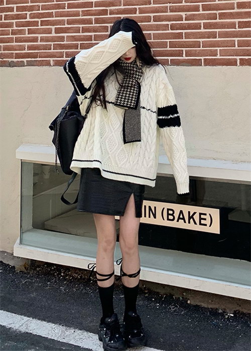 一件针织开衫多种穿法，让初春明媚起来