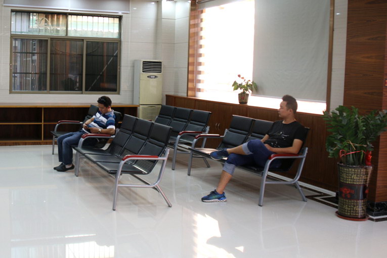 银康路门店-取货等待区