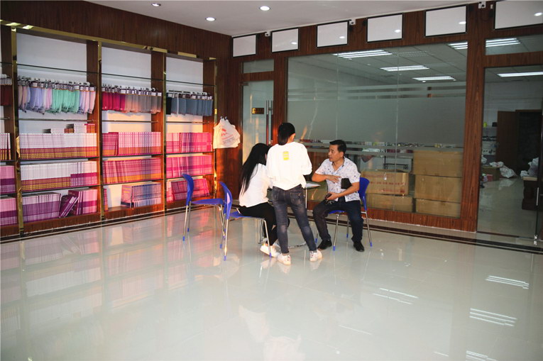 银康路门店--洽谈区