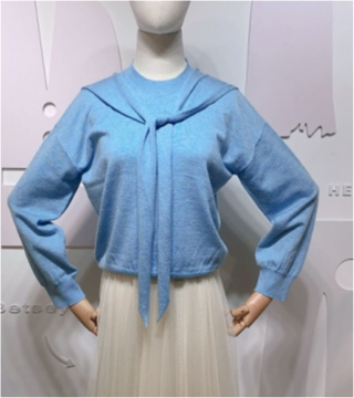 假两件披肩毛衣